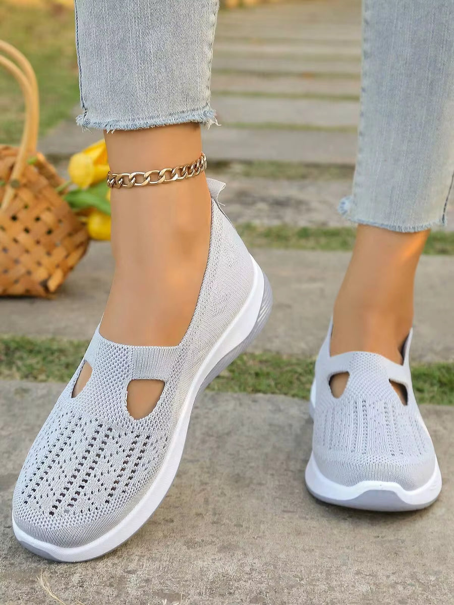 Women's Solid Color Knitted Slip-On Shoes, Lightweight Comfortable Casual Shoes, Round Toe Soft Sole Loafers, Size Runs Large!